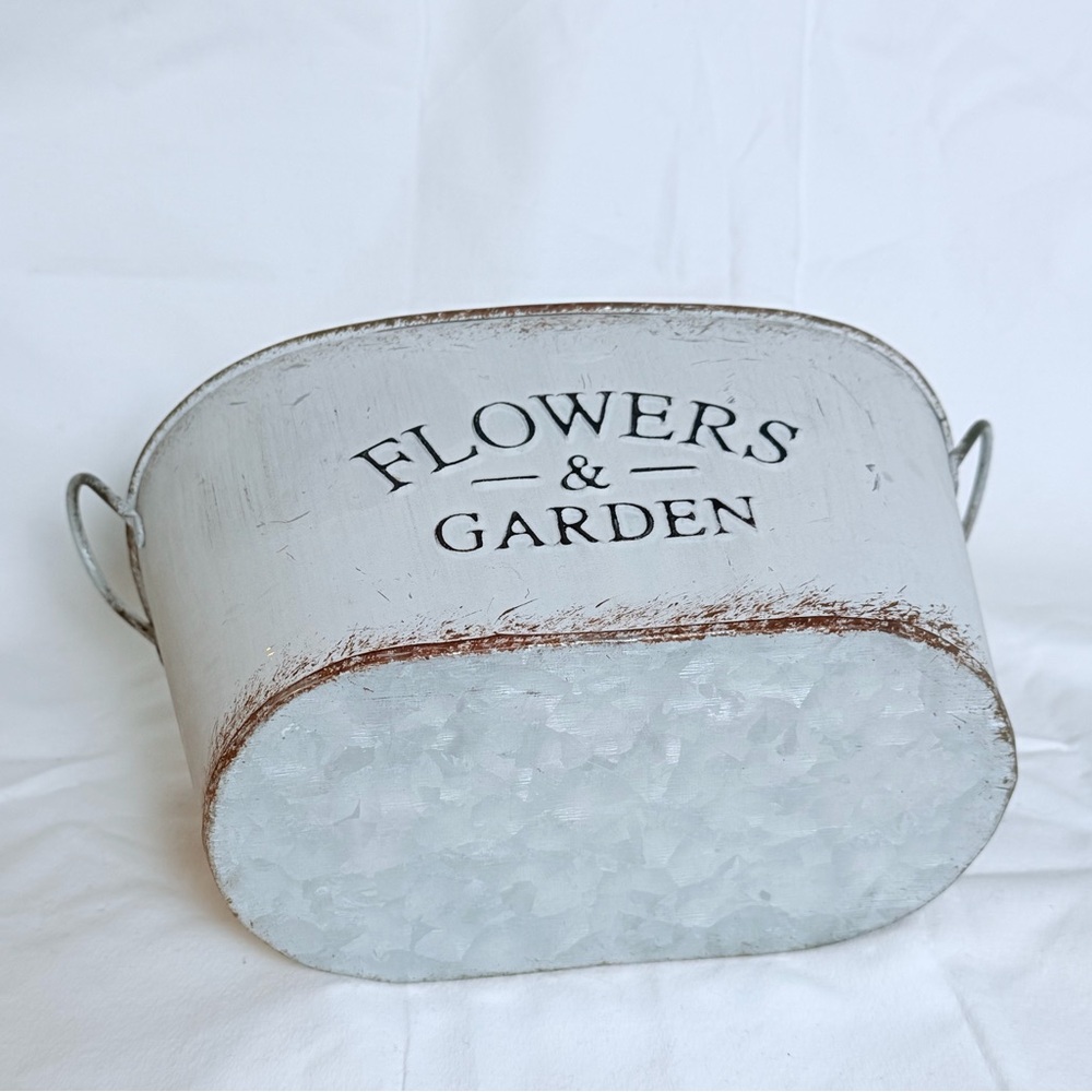 Rustic Galvanized Metal “Flowers & Garden” Oval Planter Bucket - Picture 4 of 10